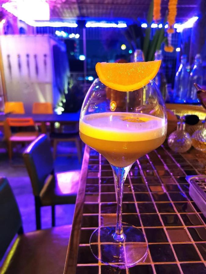 Stash Hostel Банкок Екстериор снимка