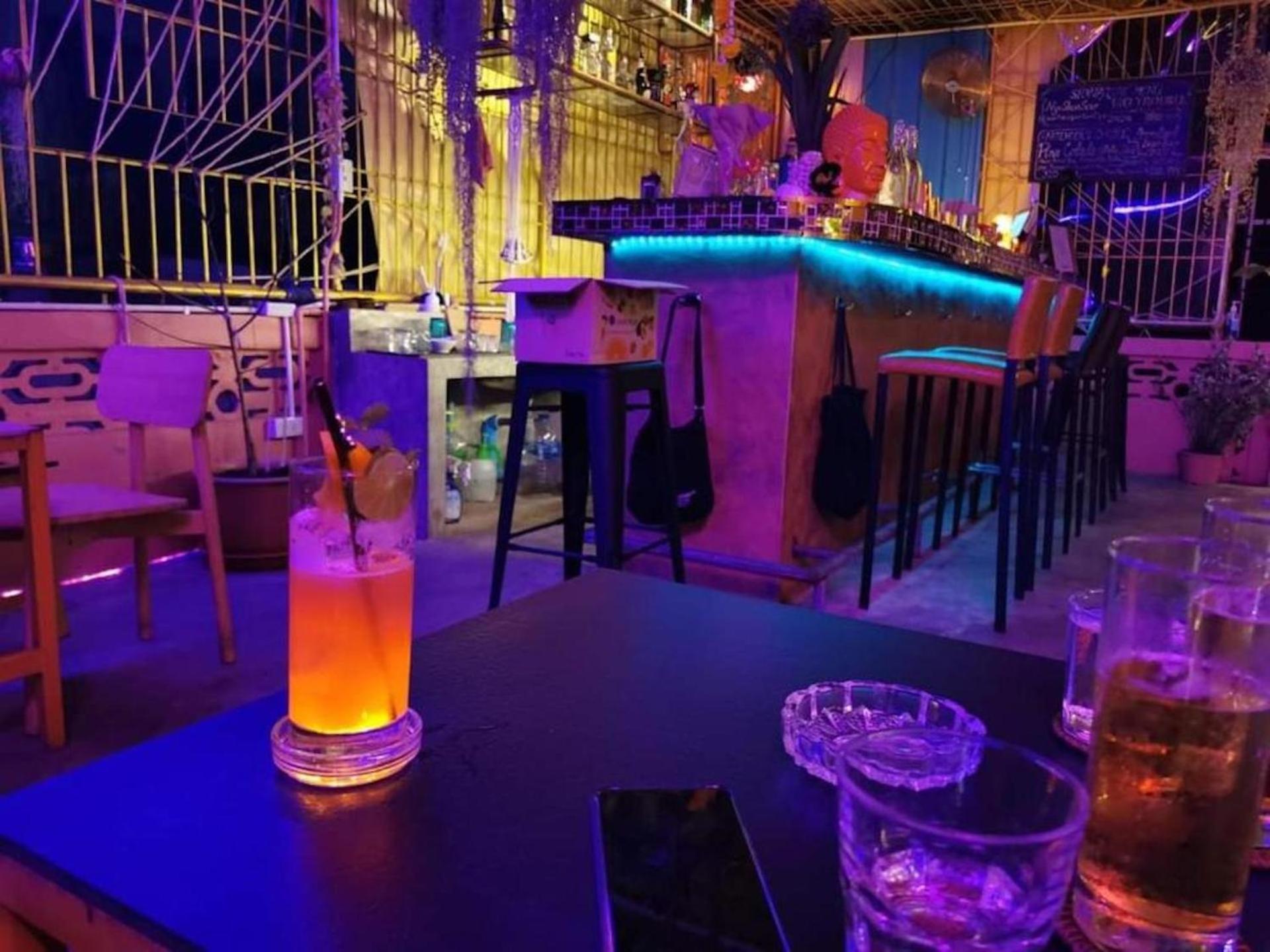 Stash Hostel Банкок Екстериор снимка