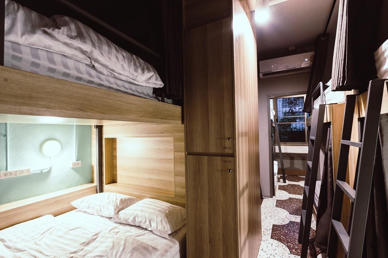 Stash Hostel Банкок Екстериор снимка