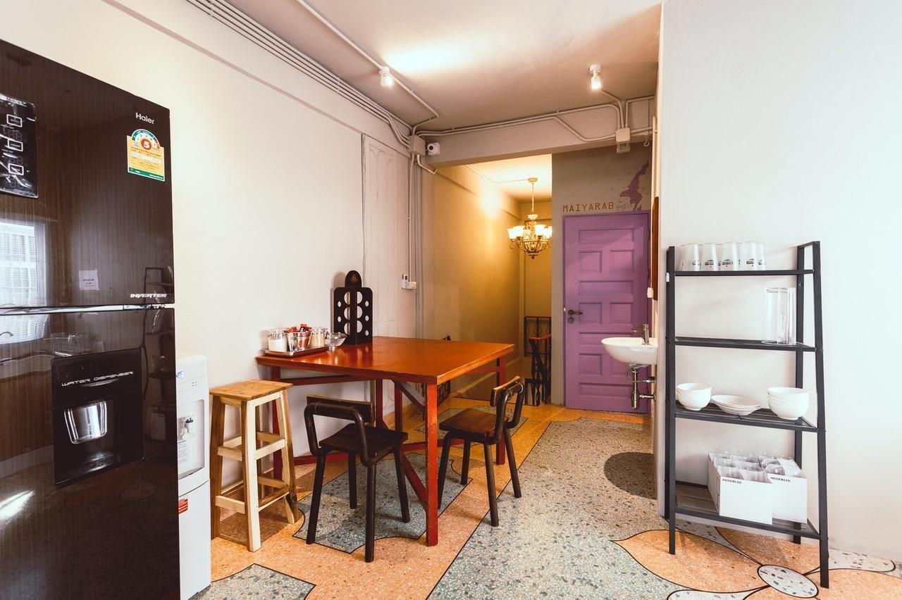 Stash Hostel Банкок Екстериор снимка